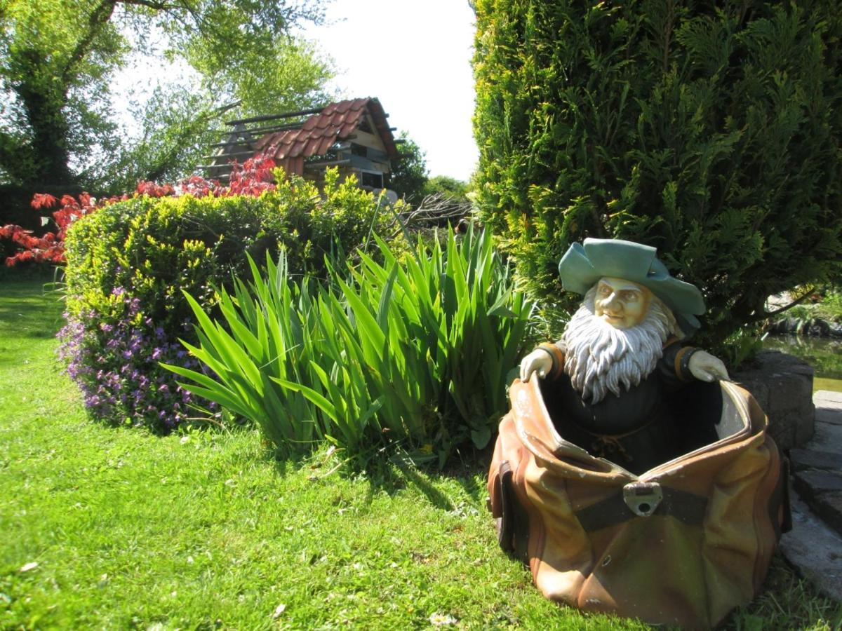 B&B Elbahof, Goed En Goedkoop! Hem Exterior foto
