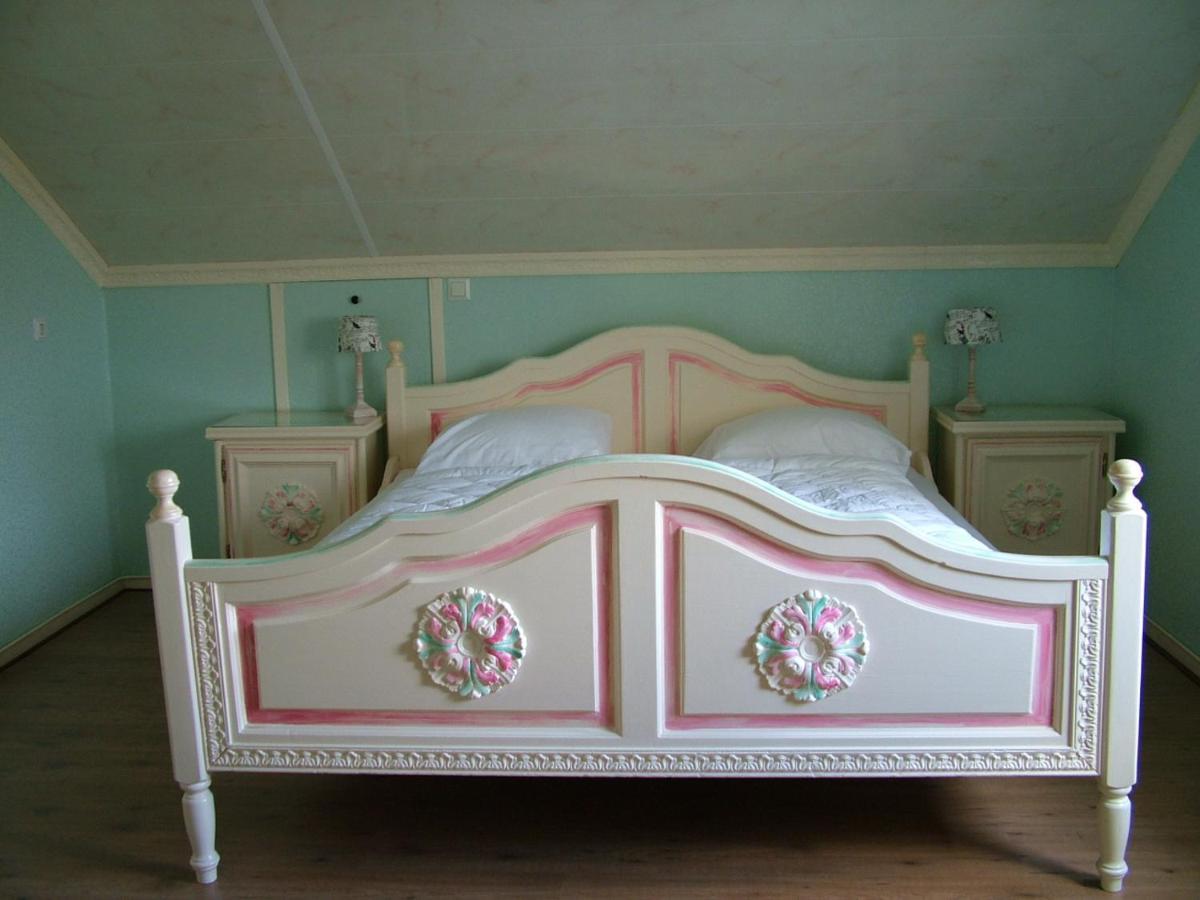B&B Elbahof, Goed En Goedkoop! Hem Exterior foto