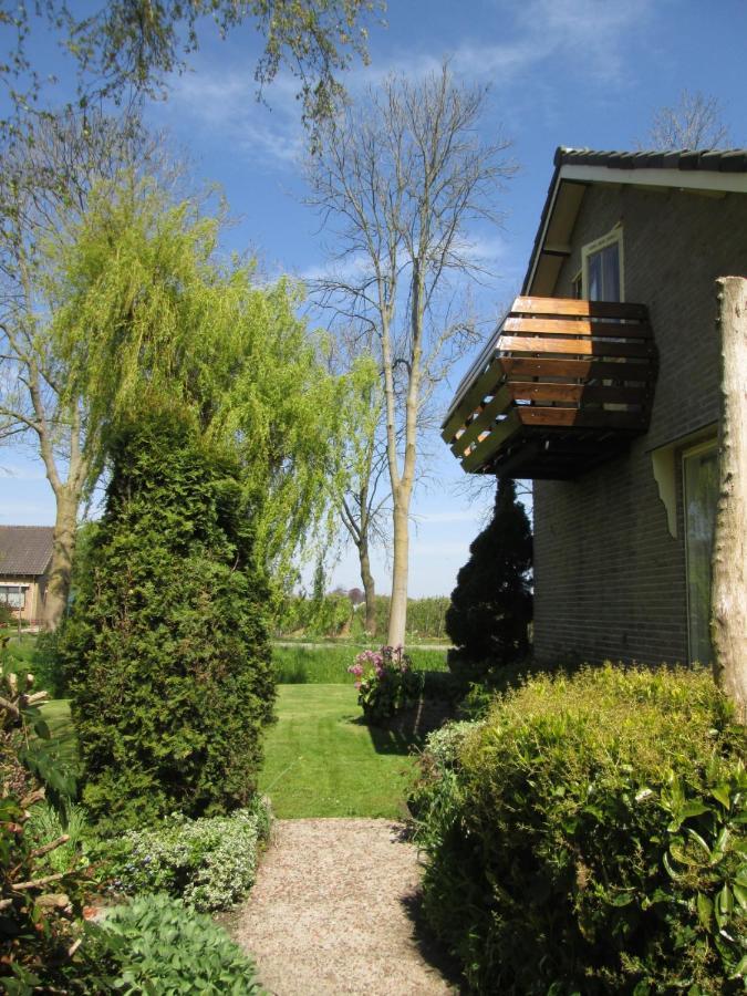 B&B Elbahof, Goed En Goedkoop! Hem Exterior foto